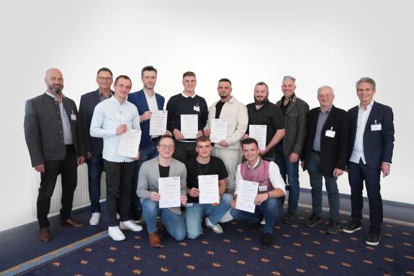 Jungmeisterehrung beim 2. Österreichischen Pflasterertag